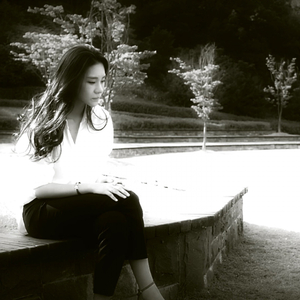 어쩐지 (with. 윤새롬) (feat. 윤새롬)