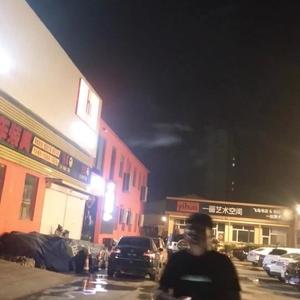 《若月亮还没来》