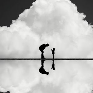 困在时间里的父亲
