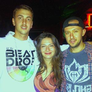 Понякога (feat. Alexmall)