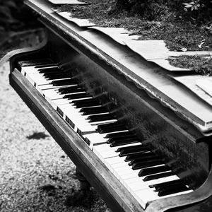 Track in Time(钢琴曲)