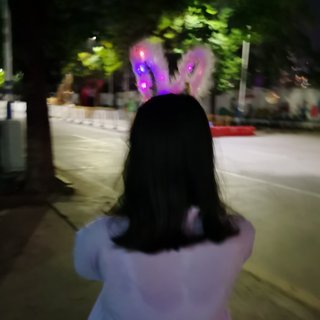 邮一封情书给艳玲