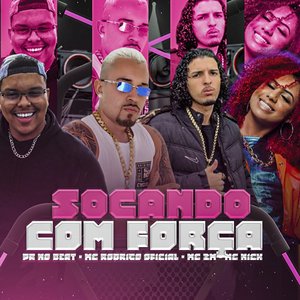 Socando Com Força