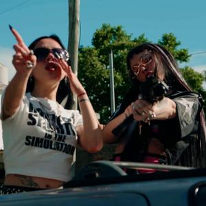 Hi bitch (feat. Y0mikua)