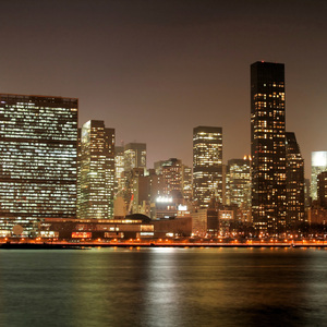 天真以为是他的独特品味