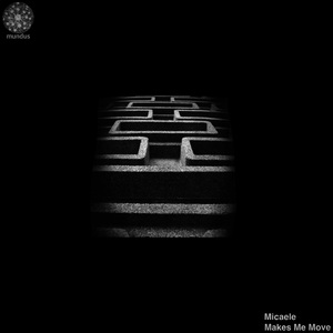 Makes Me Move (Extended Mix)