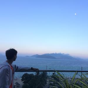 别爱我，像爱个朋友（翻自 周笔畅）