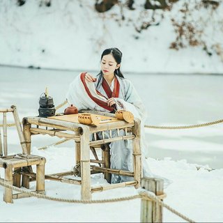 用纯音乐的方式打开古诗词