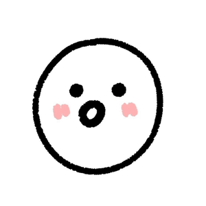 草稿纸折的飞船卡在转动的电扇