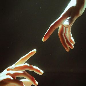 后来谁牵你的手（伴奏）