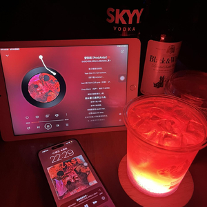 纯朴集市的热闹节奏