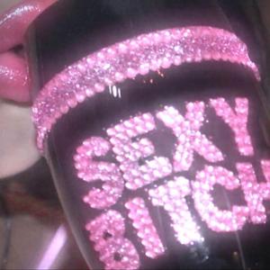 HOT SAUCE IN MY VAGINA (feat. BL1ANNA)