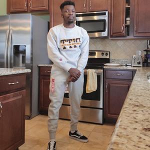 No Stress (feat. Irrational Brasi)