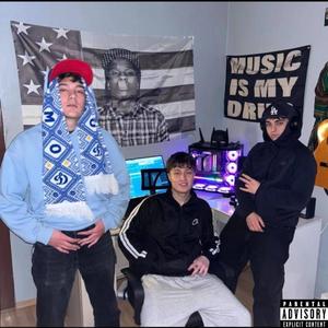 MEGALADON (feat. Lore 98 & Yasu T)