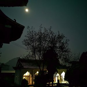 河外之外—故乡的温暖终难忘