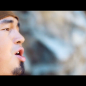 İz basar （后者）