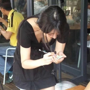 西海岸版辣妹子