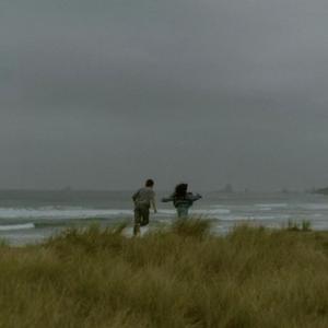 相爱才能抵万难