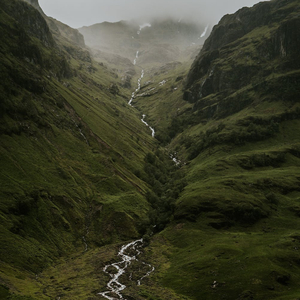 Vadil Glover (feat. VellySlums)