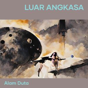 luar angkasa