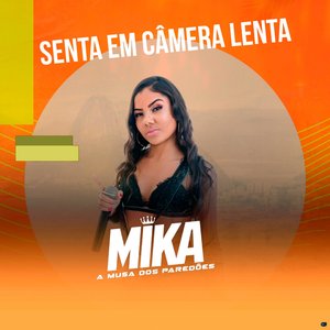 Senta em Câmera Lenta