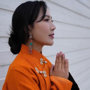 大圆满尊者遍主白玛格桑法王祈祷文