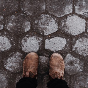 Moteasefam Delam Bi Kalam