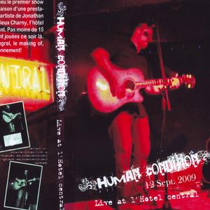 SOUS LE GRAND ARBRE (Live at: l'Hôtel Centrale (September 12 2009))