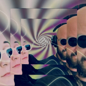 Groove (feat. ru.ru Queen)