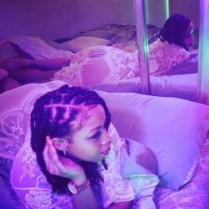 No Weekz Off (feat. Cheeze)