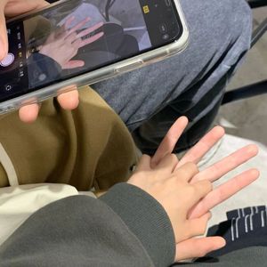 废墟里的玫瑰照样浪漫