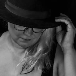 Ei ole yötä, ei aikaa (feat. Elise)