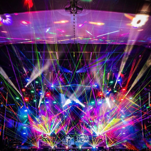 Rave bae (feat. SPOOKIESICC & Rich Tycoon)