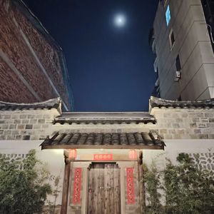 渐强符号（Crescendo）