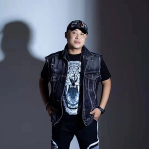 何时拥你入怀中 (23秒片段)(DJ何鹏版)