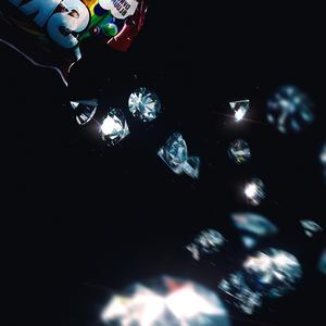 SKITTLES (feat. Bluume)