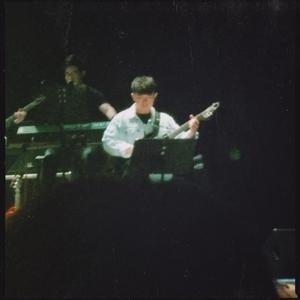 当我不在你身边