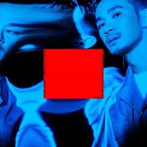 当回忆闪过滚石暴风而来