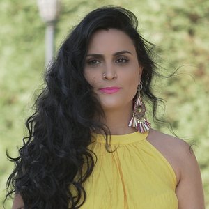 Şerefine Geçmişine