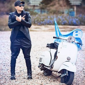 Bên Em Là Anh Thắng