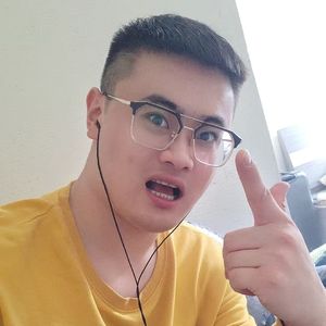 小唐太子和Secret哥吃肯德基