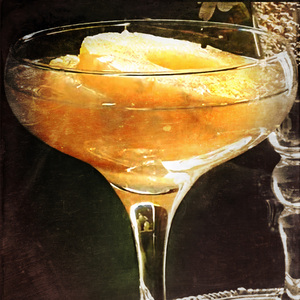 Ананасы в шампанском