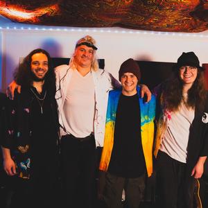 Sentimental Pessimist (feat. Chris Mondak) (Live Version)