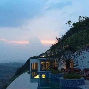 夕阳下的断肠人