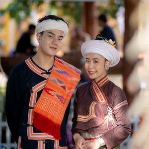 傣族歌曲 我们是傣族NEW