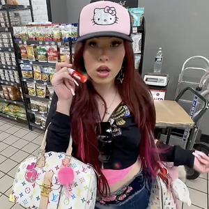 Hi (Amberlicious Dj)