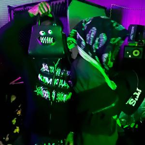 MYSHITBANG (feat. Vyne)