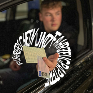 Führerschein Und Fahrzeugpapiere