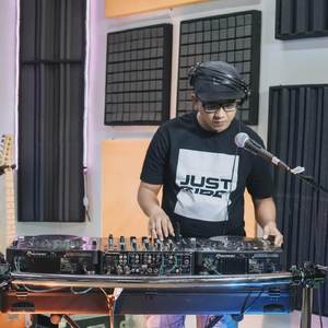 SENORITA BREAKBEAT REMIX KECAK BALI FULL BASS