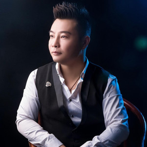 爱上你是我唯一犯的错 (伴奏)